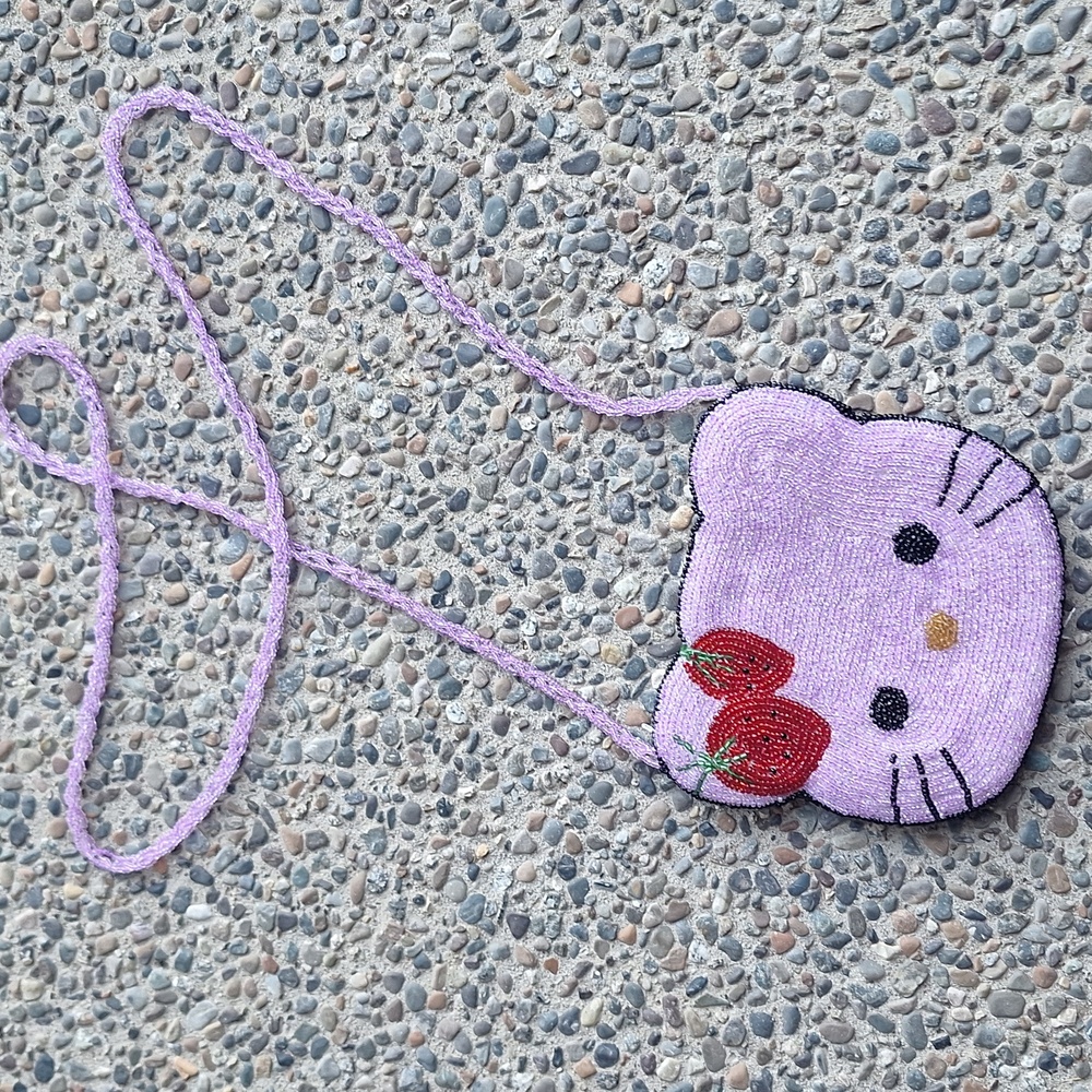 🍓 Hello Kitty strawberry beaded crossbody mini bag Sanrio